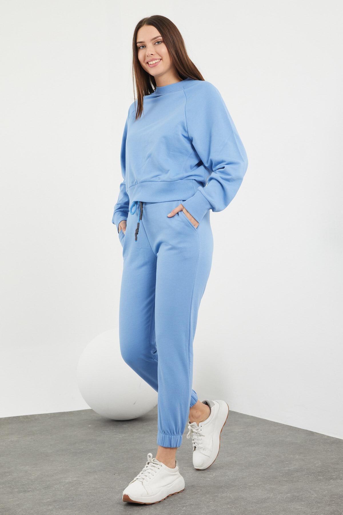 Beli ve Paçası Lastikli Düz Eşofman Takım