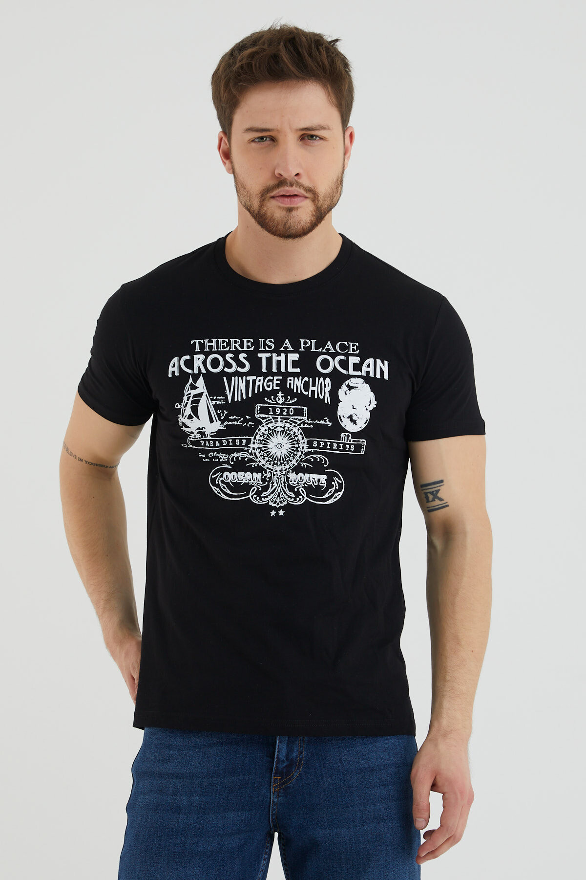 Across The Ocean Baskılı Bisiklet Yaka Slim Fit Tshirt