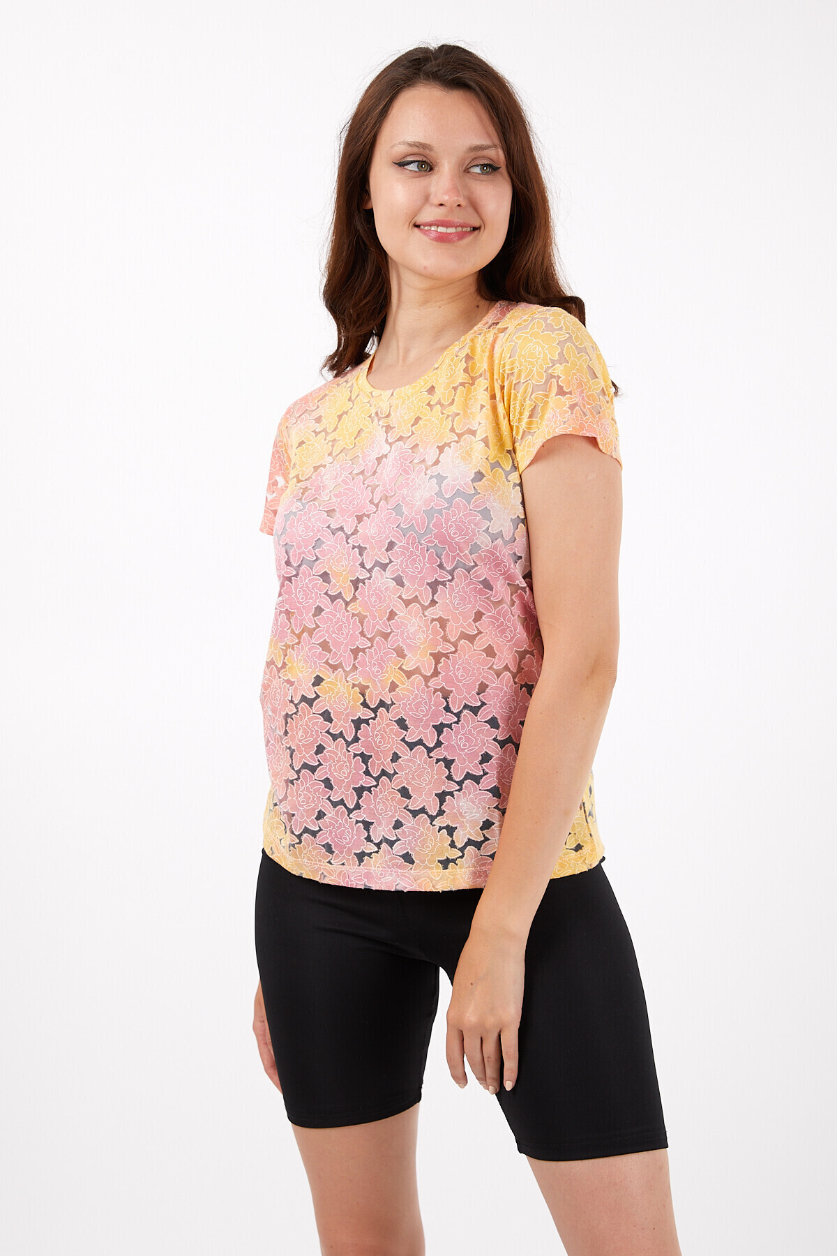 Bisiklet Yaka İki Renkli Papatya Desenli Tshirt