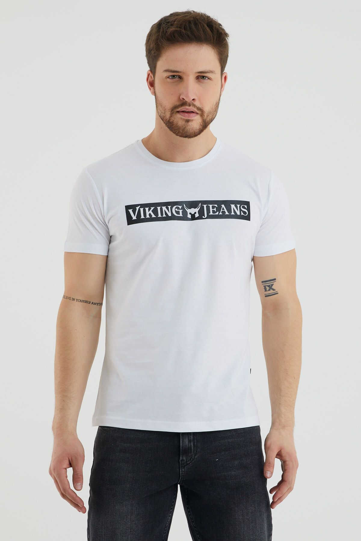 Bisiklet Yaka Viking Jeans Yazı Baskılı Tshirt