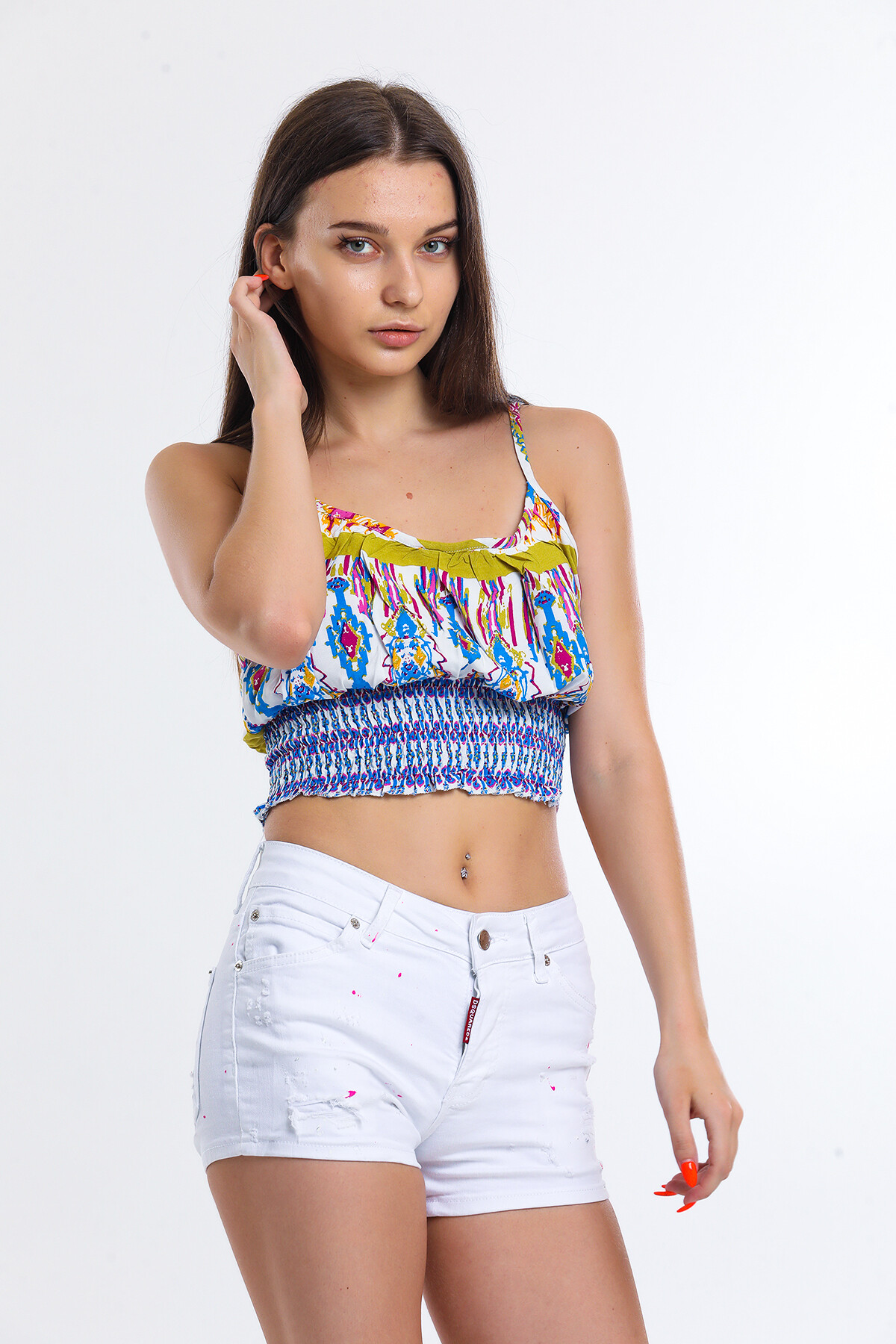 Boya Baskılı Sökük Yüksek Bel Mini Kot Şort