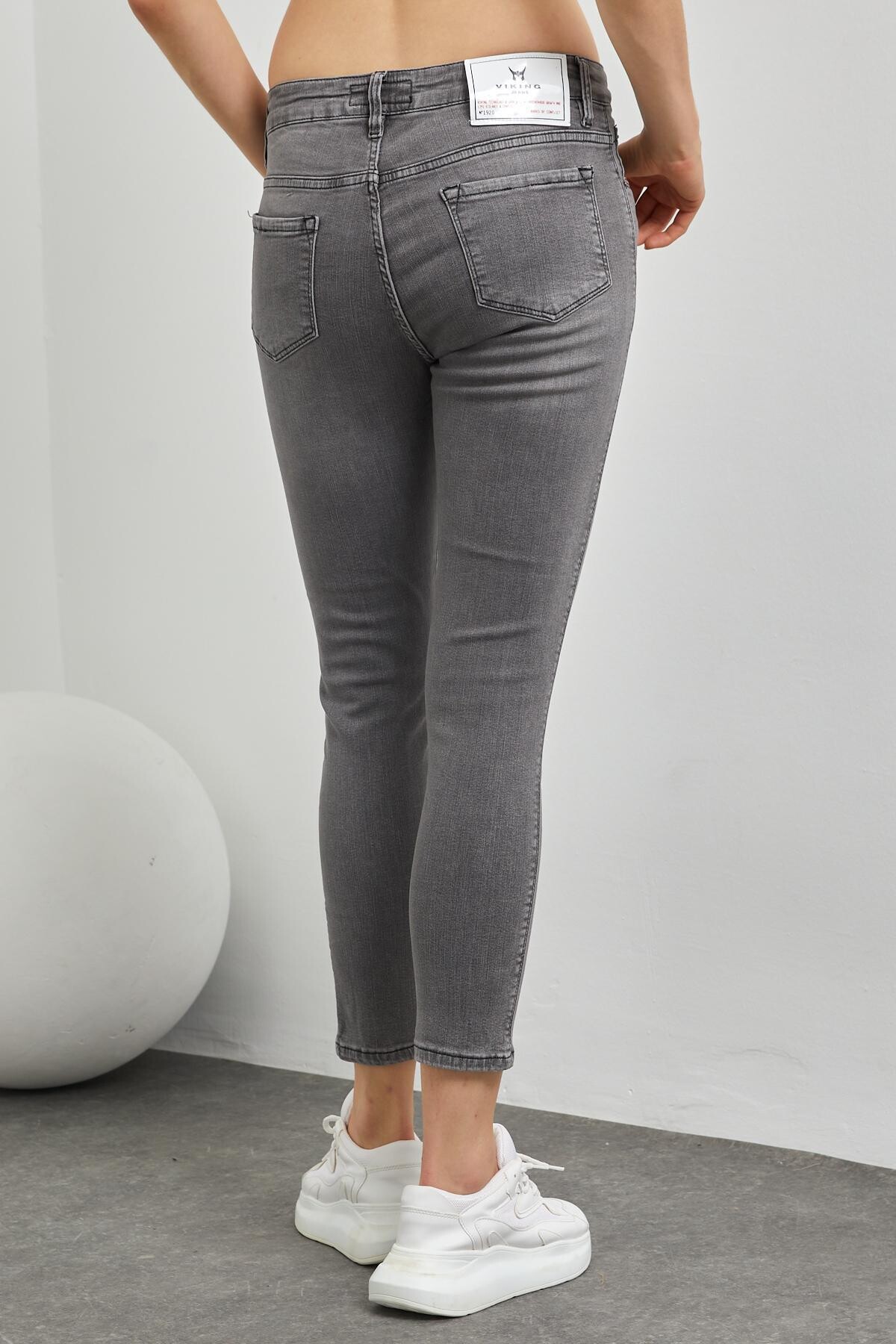 Dar Paça Yüksekbel Kot Pantolon