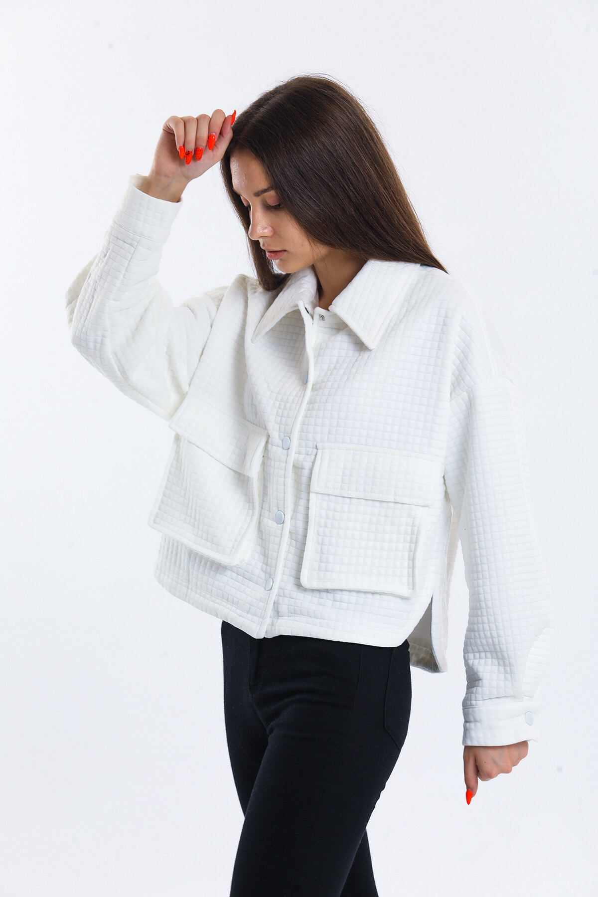 Gömlek Yaka Önü Çıtçıtlı İçi Astarlı Cepli Kapitone Görünümlü Ceket