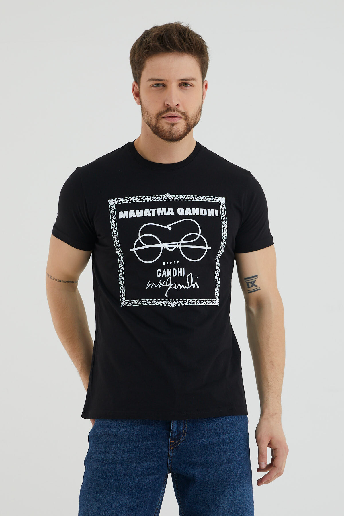 Gözlük Baskılı Bisiklet Yaka Slim Fit Tshirt