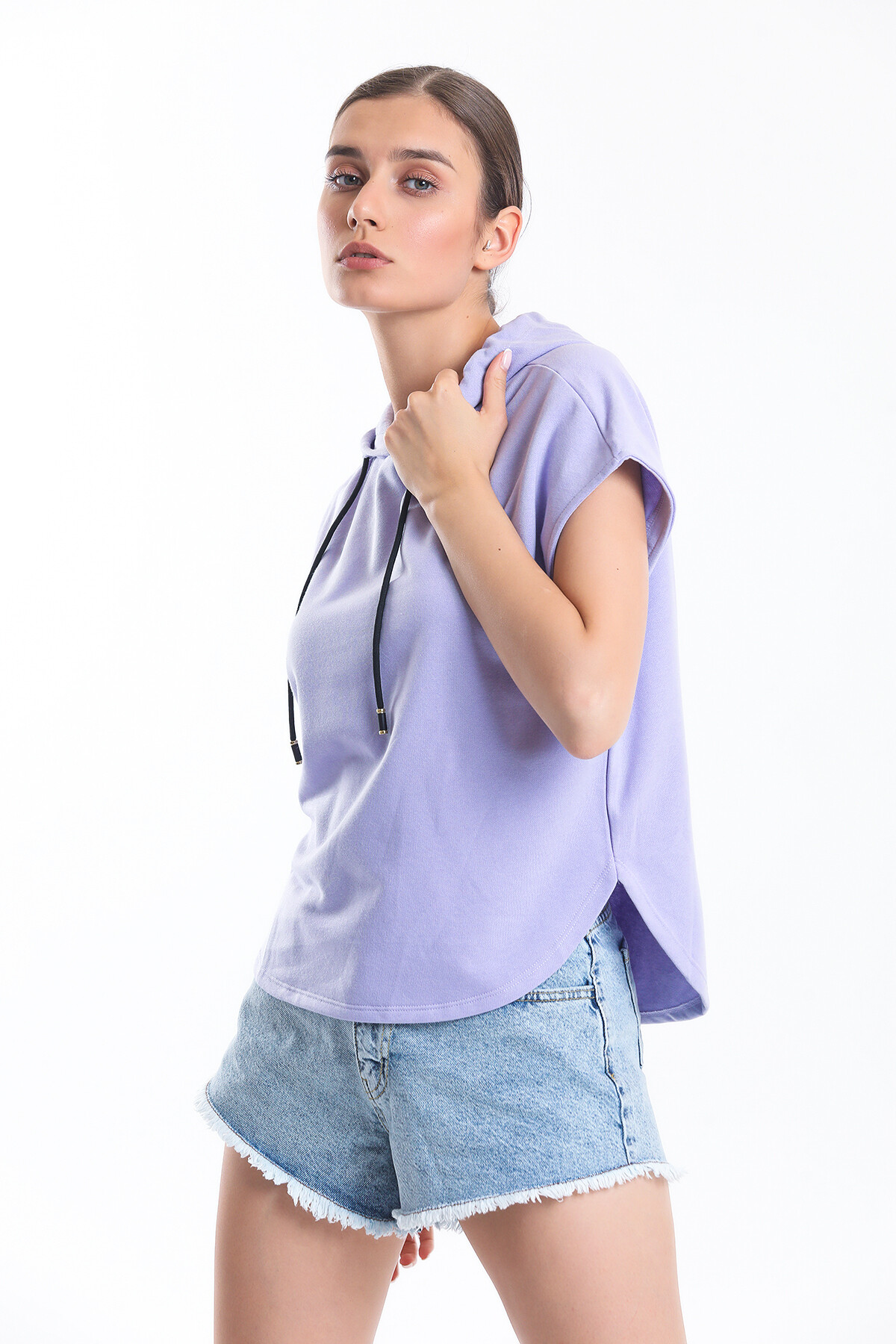 Kapuşonlu Bağcıklı Kolsuz Oversize Tişört