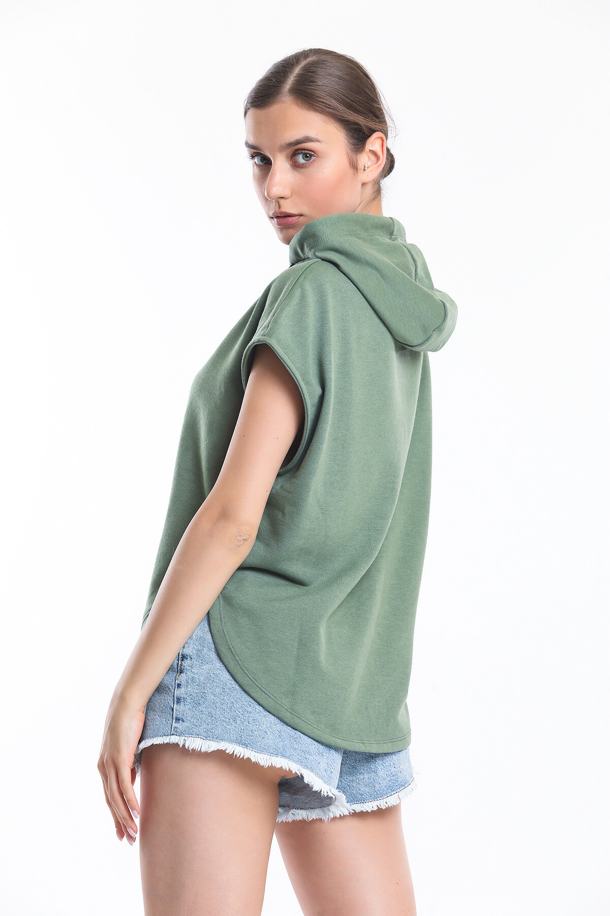 Kapuşonlu Bağcıklı Kolsuz Oversize Tişört