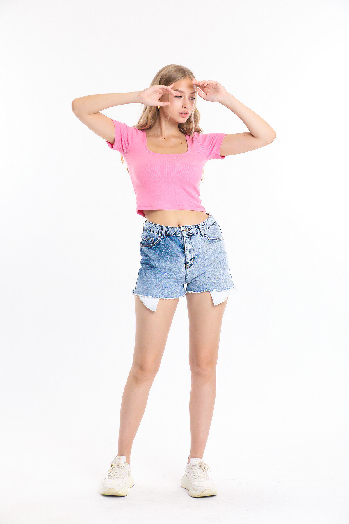 Kare Yaka Fitilli Crop Bluz