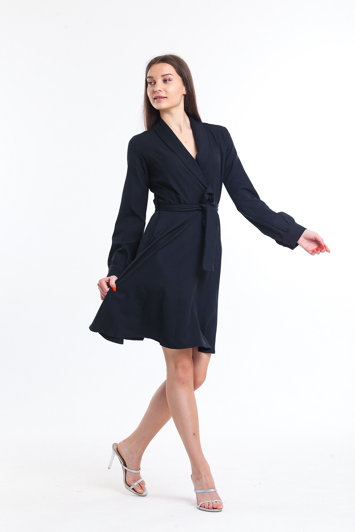 Kruvaze Yaka Yanı Fermuarlı Kuşaklı Uzun Kol Kısa Elbise