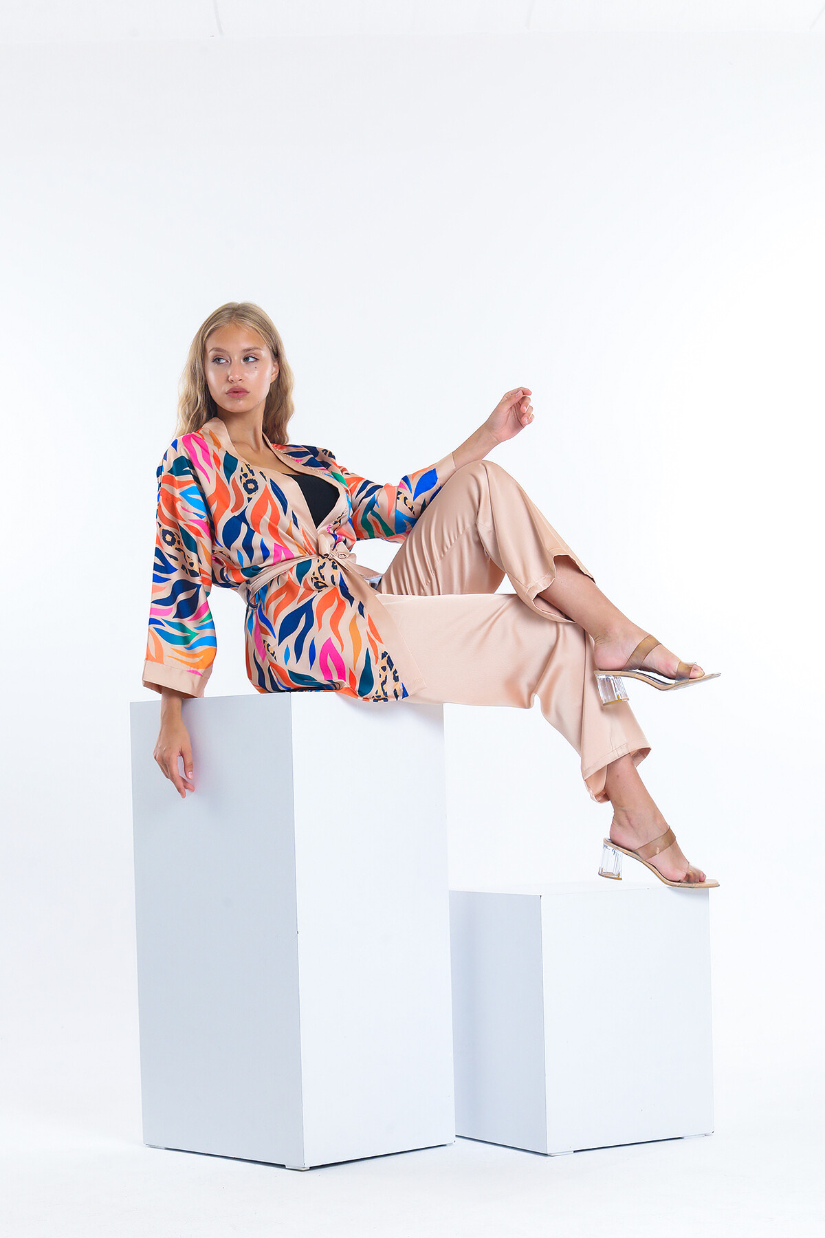 Kuşaklı Desenli Kimona Takım