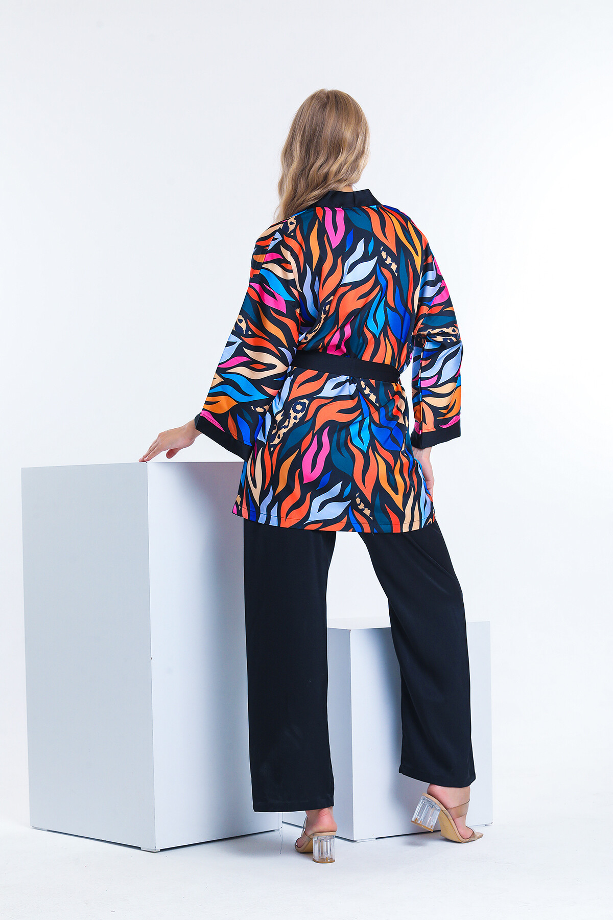 Kuşaklı Desenli Kimona Takım