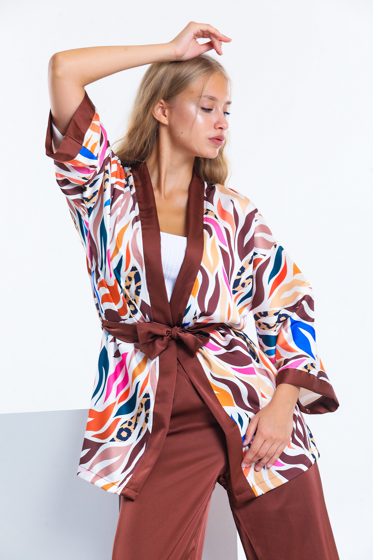 Kuşaklı Desenli Kimona Takım