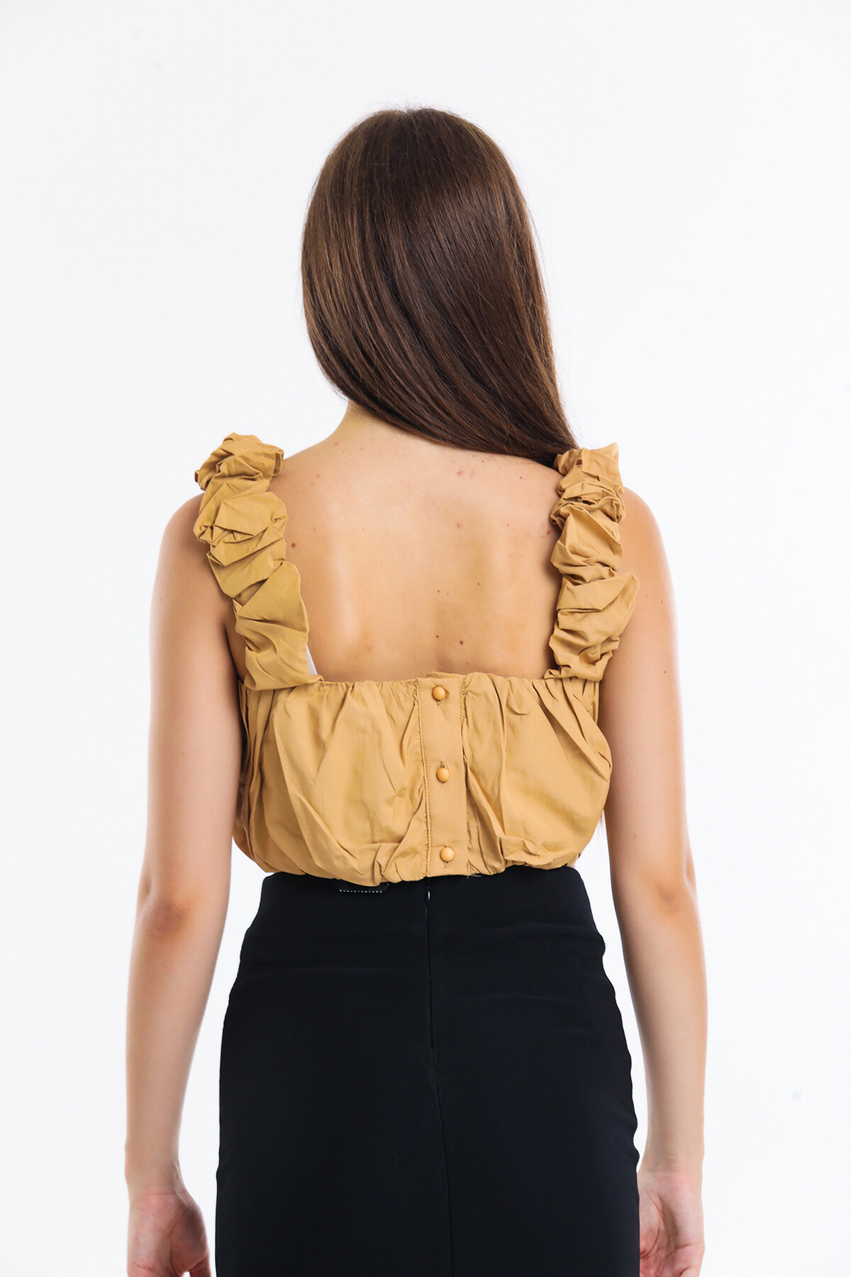 Önü Düğmeli Askılı Büzgülü Crop Bluz