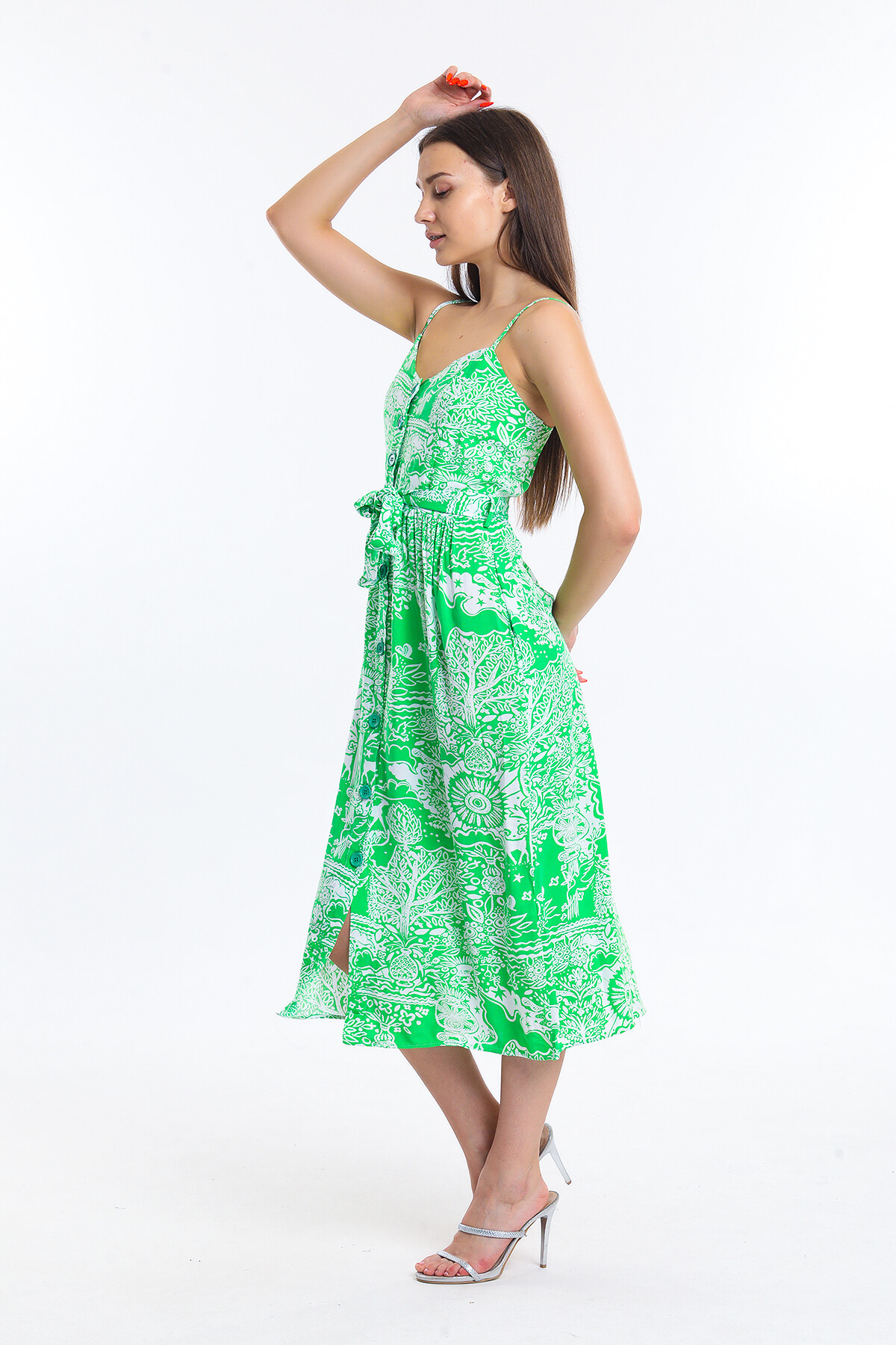 Önü Düğmeli Askılı Desenli Kuşaklı Elbise