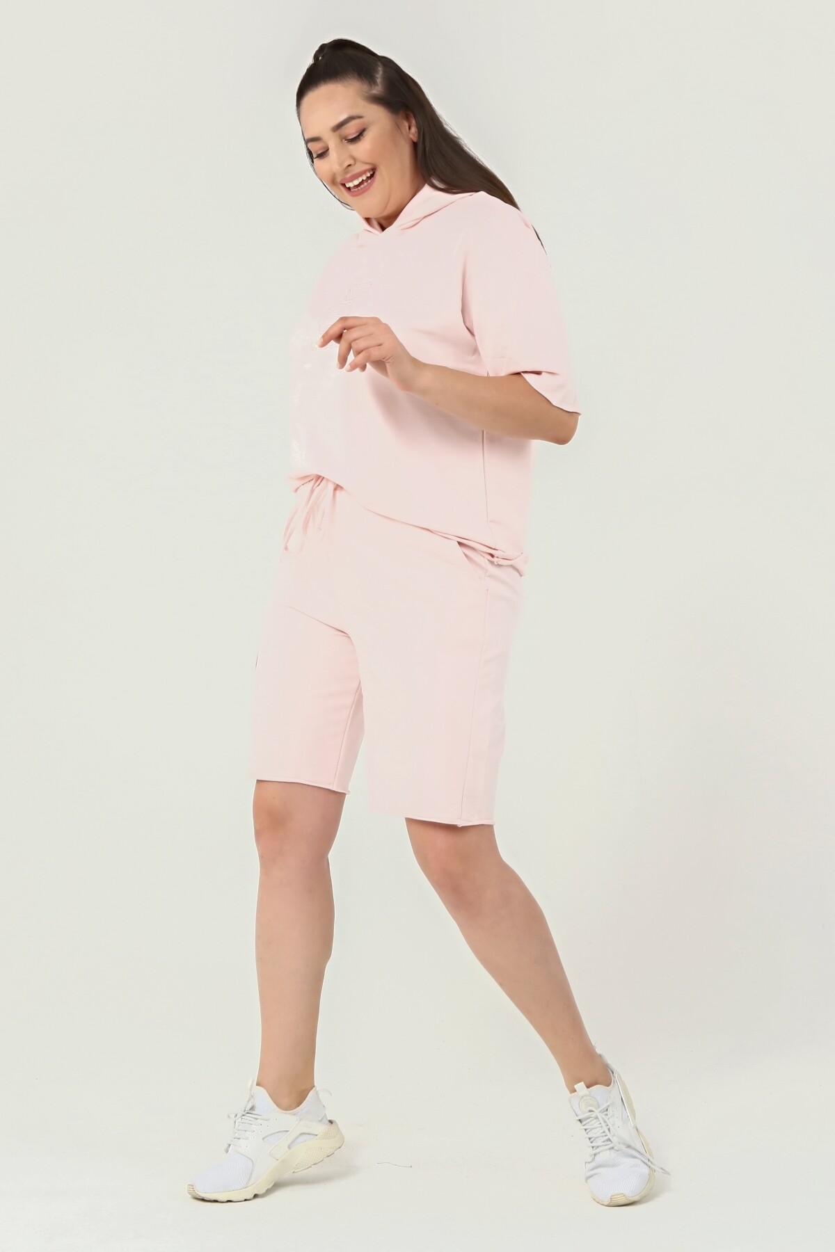 Taş İşlemeli Kapuşonlu Büyük Beden Şort Takım