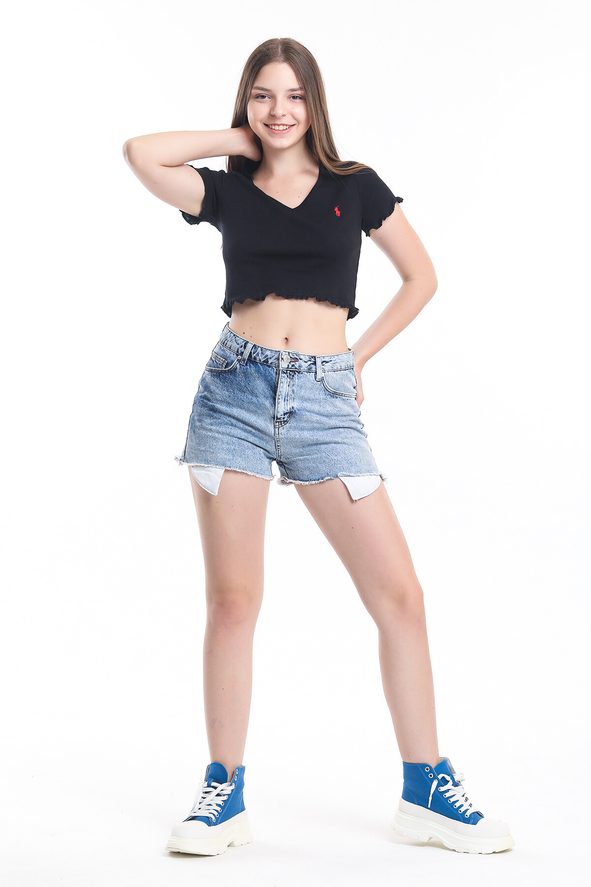 V Yaka Kolu ve Eteği Büzgülü Crop Bluz