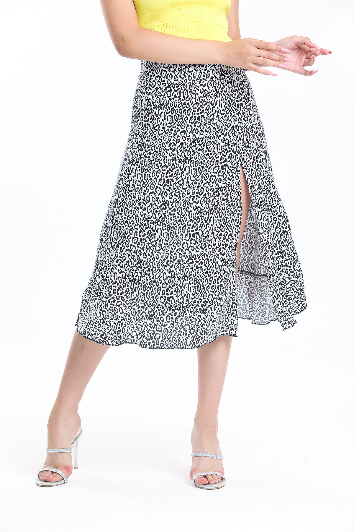 Yandan Fermuarlı Etek Ucu Pervazlı Yırtmaçlı Leopar Desenli Etek