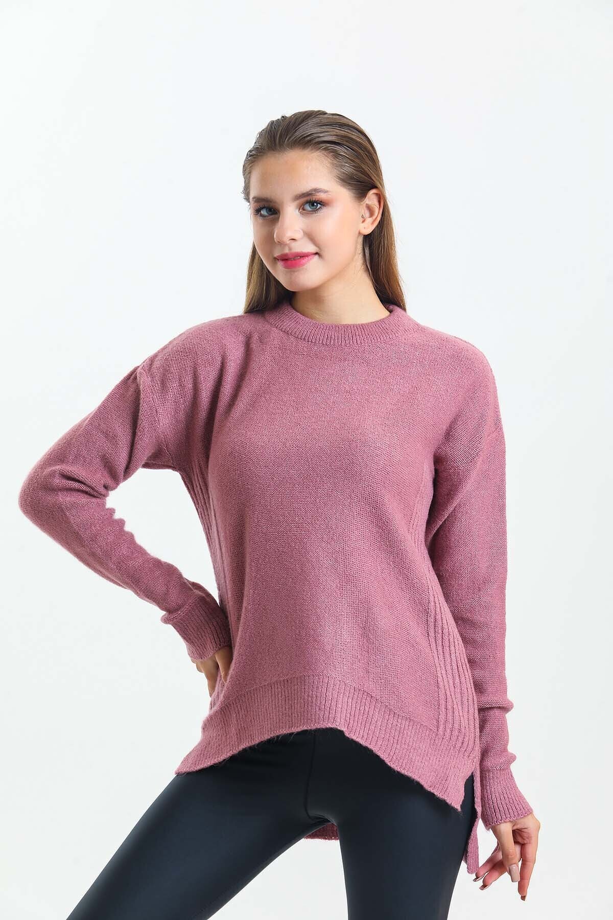 Arkası Düğme Detaylı Önü Kısa Yarasa Kol Triko Kazak