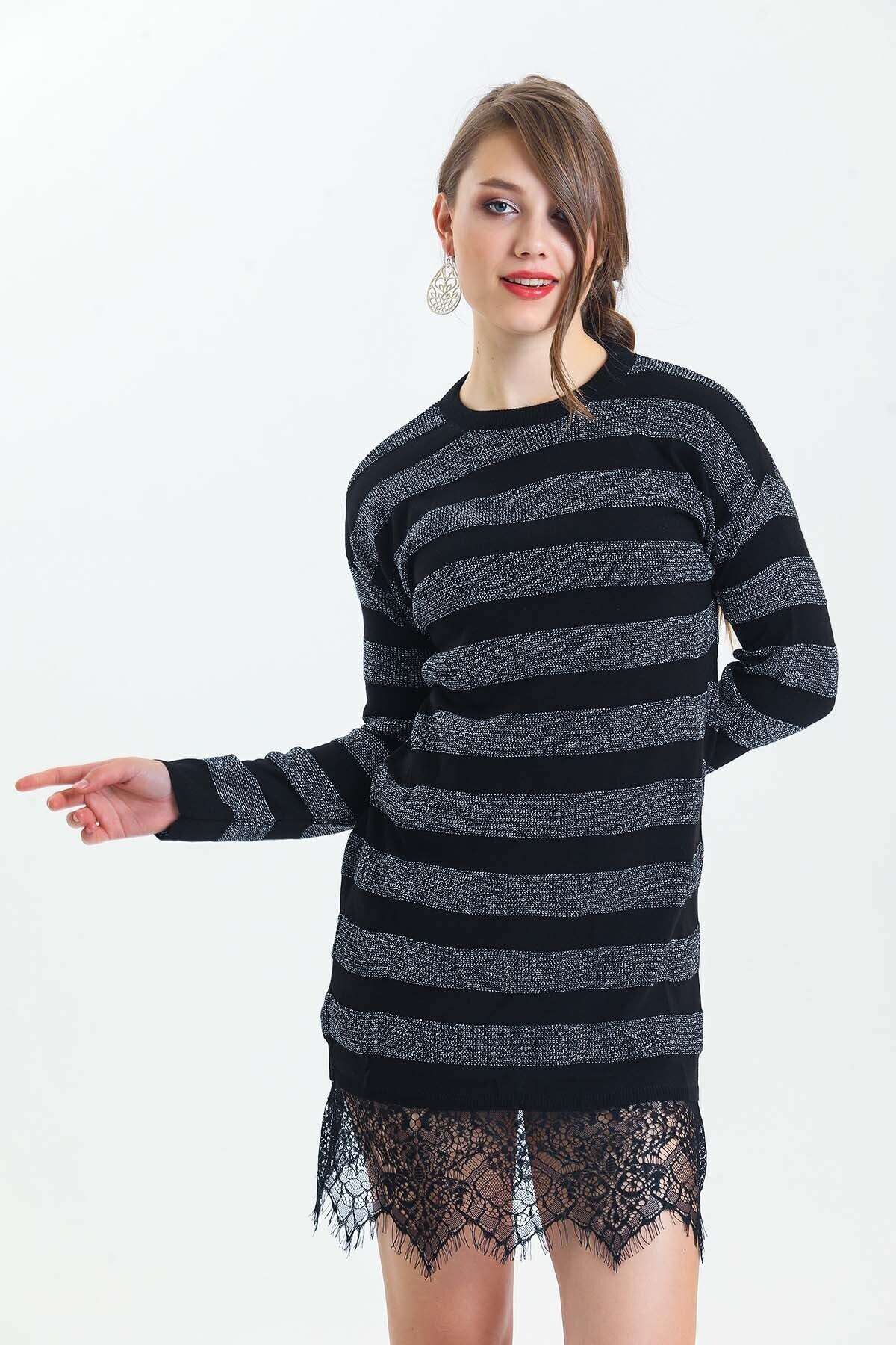 Bisiklet Yaka Eteği Dantelli Çizgili Simli Triko Elbise