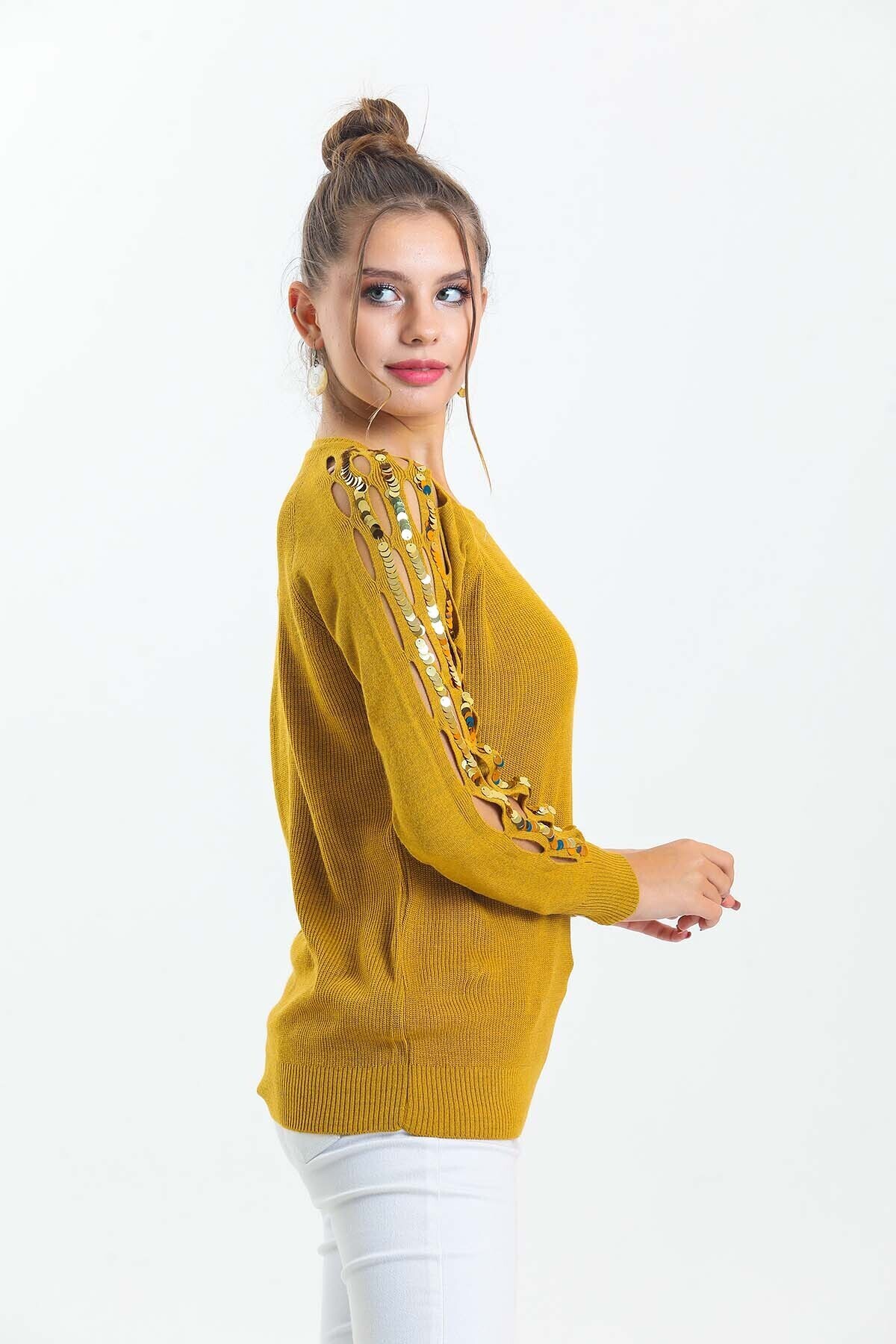 Bisiklet Yaka Kolları Pul Detaylı Triko Kazak