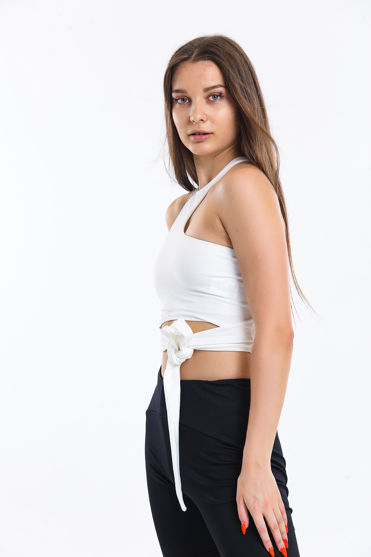 Eteği Bağlamalı Dekolteli Crop Bluz