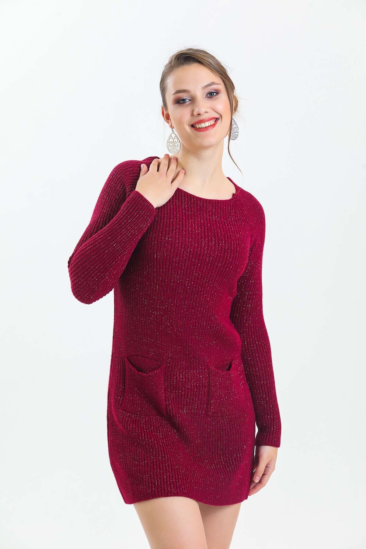 Geniş Yaka Önü Cepli Simli Uzun Kol Triko Elbise