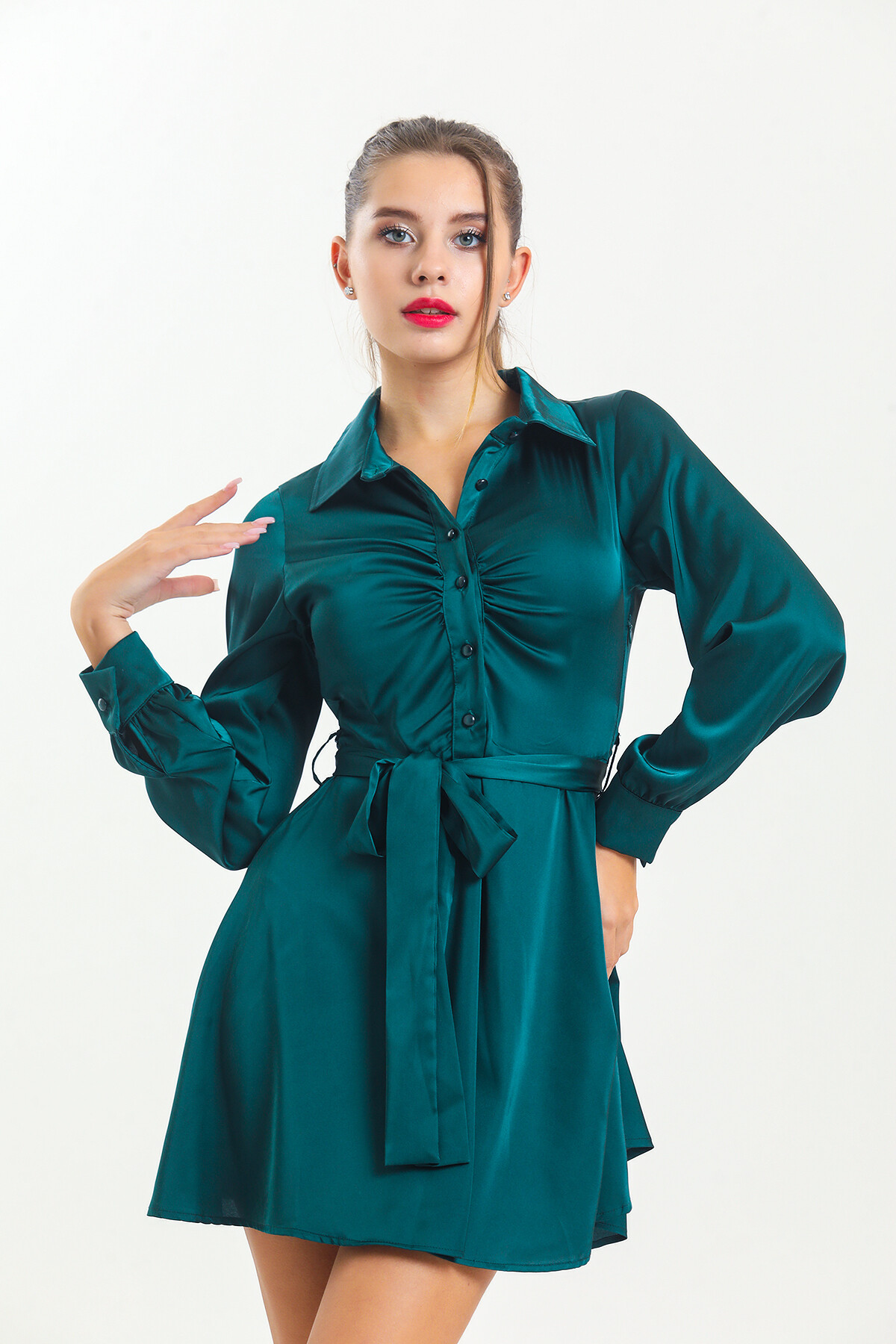 Kadın Gömlek Yaka Kuşaklı Uzun Kol Saten Elbise