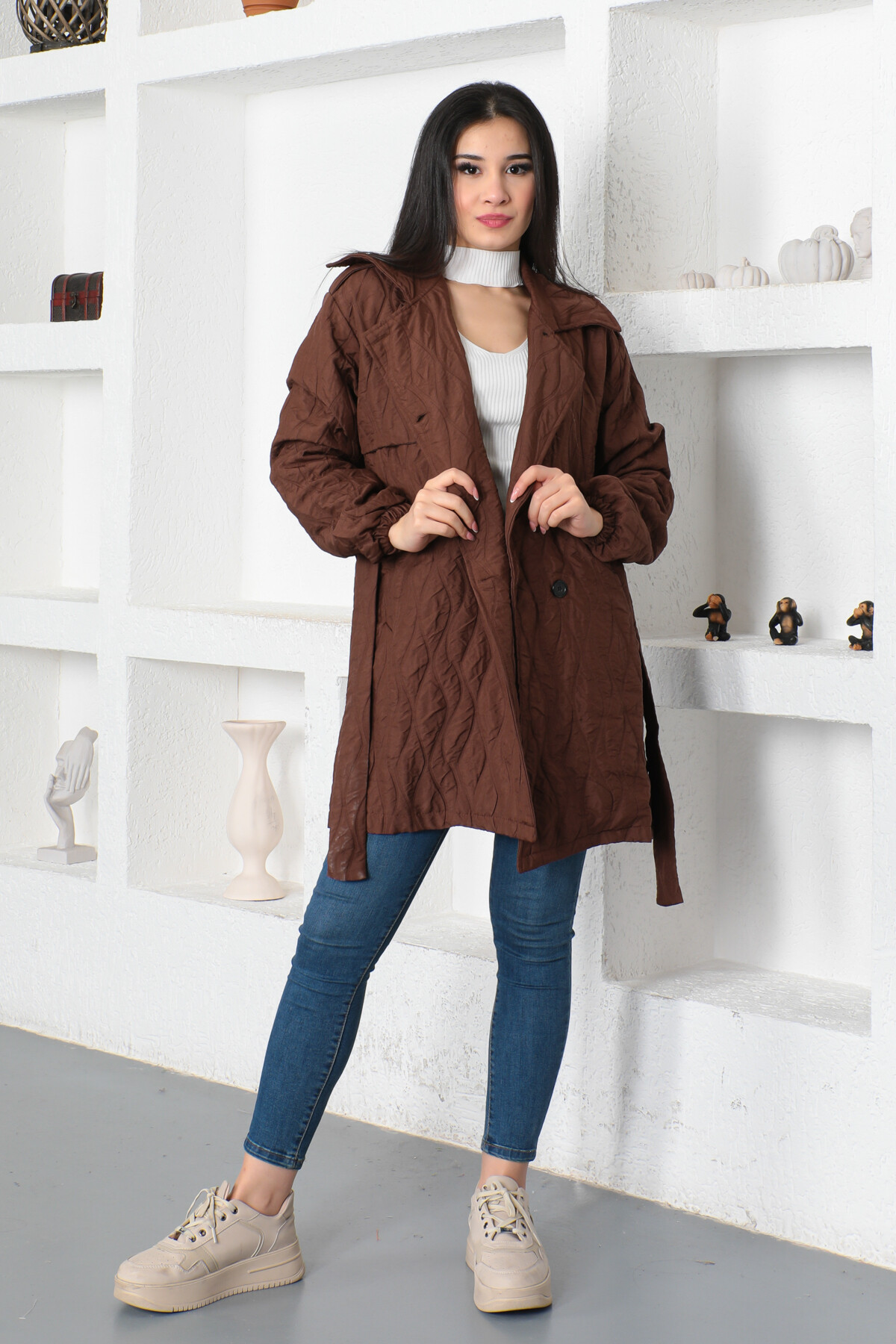 KADIN Önü Düğmeli Kolları Lastikli Kuşaklı Uzun Trençkot