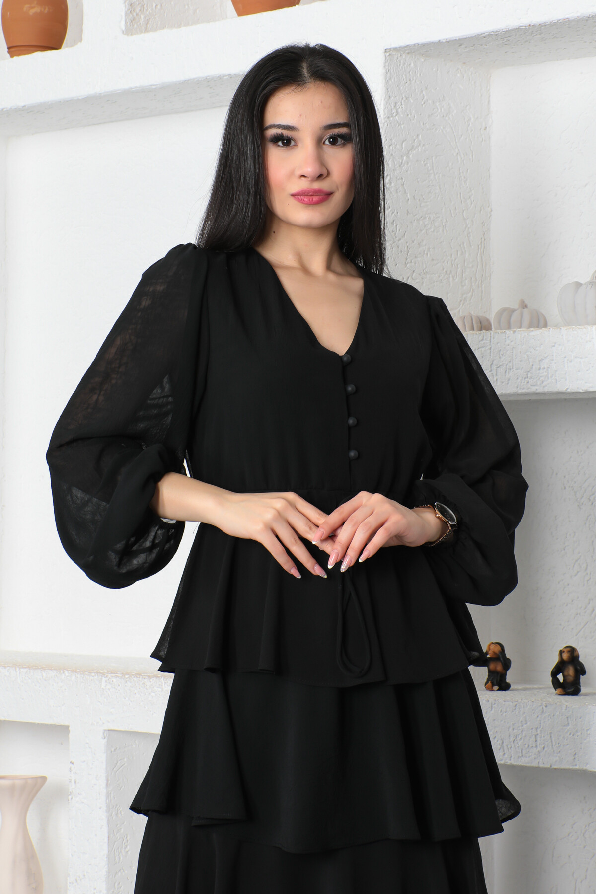 KADIN V Yaka Robası Düğmeli Eteği Fırfırlı İçi Astarlı Uzun Şifon Elbise