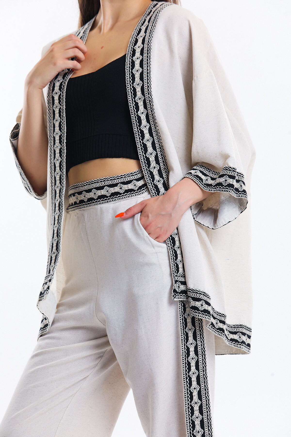 Şerit Detaylı Keten Kimona Takım