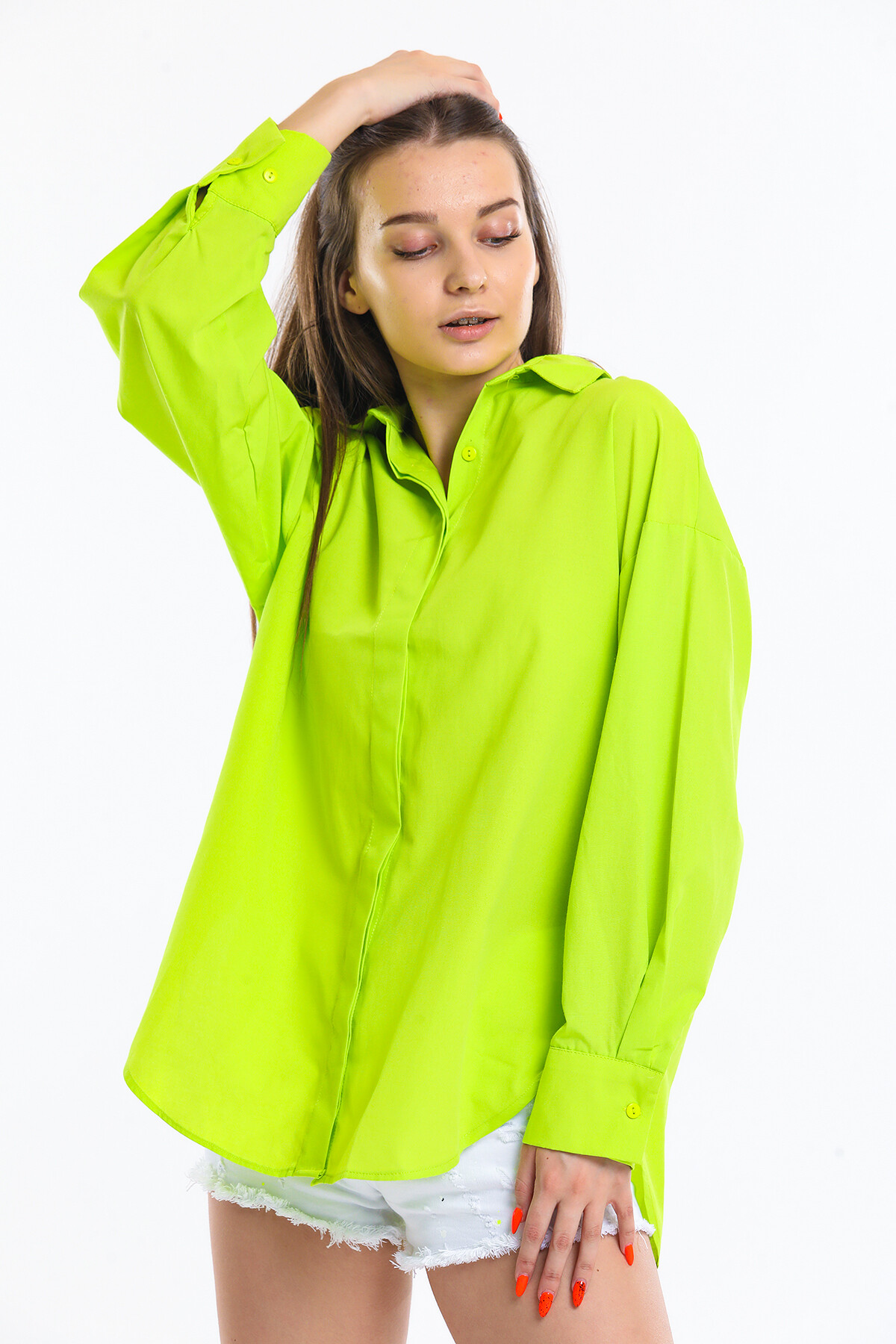 Yanları Yırtmaçlı Uzun Kol Oversize Gömlek