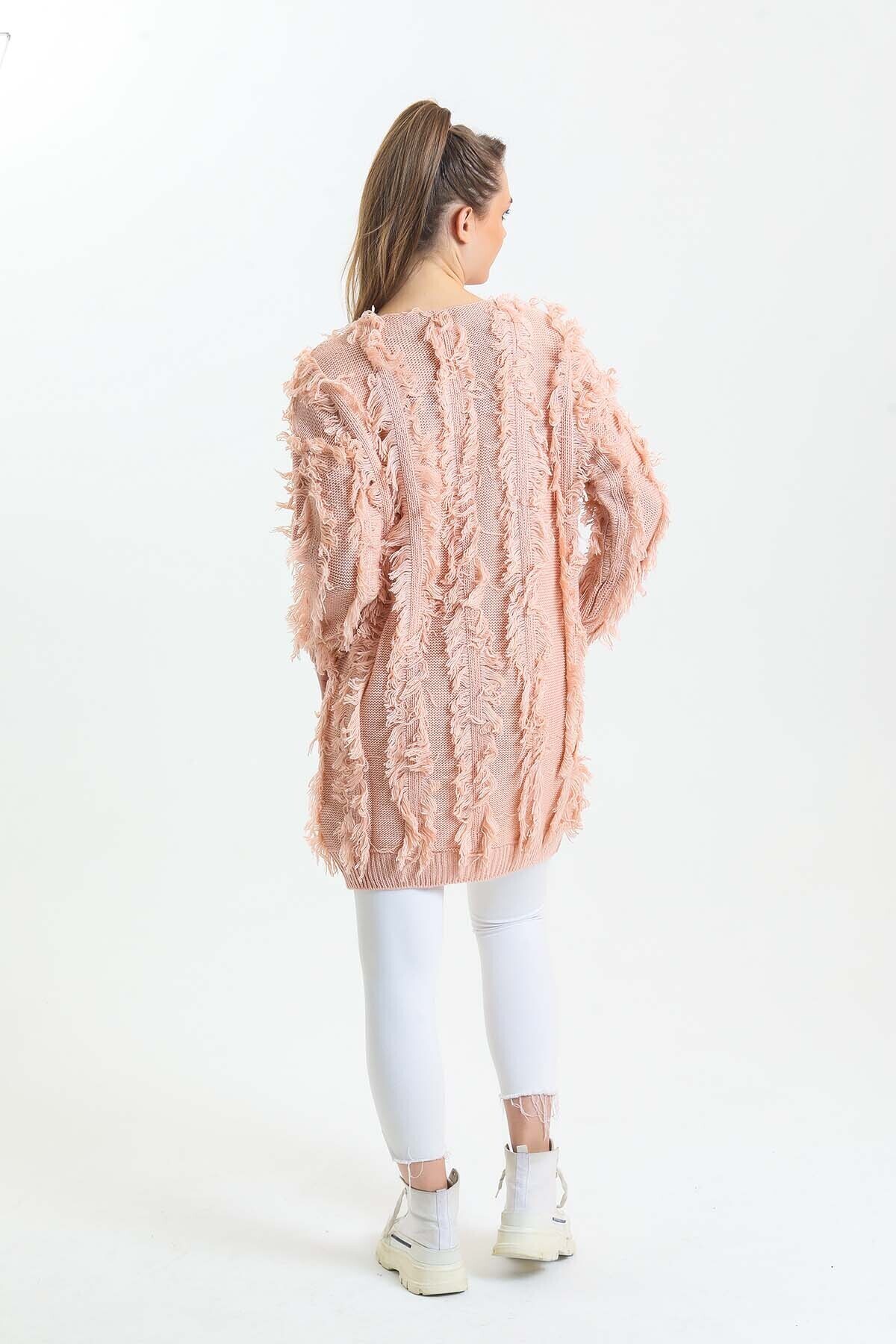 Yarasa Kol Püsküllü Triko Hırka