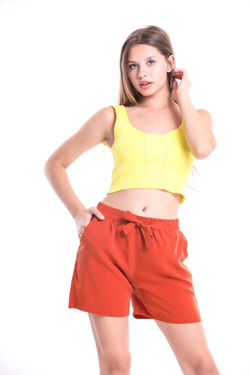 Beli Lastikli Bağcıklı Cepli Şort