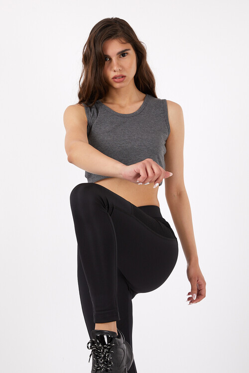 Bisiklet Yaka Kolsuz Kaşkorseli Crop Bluz