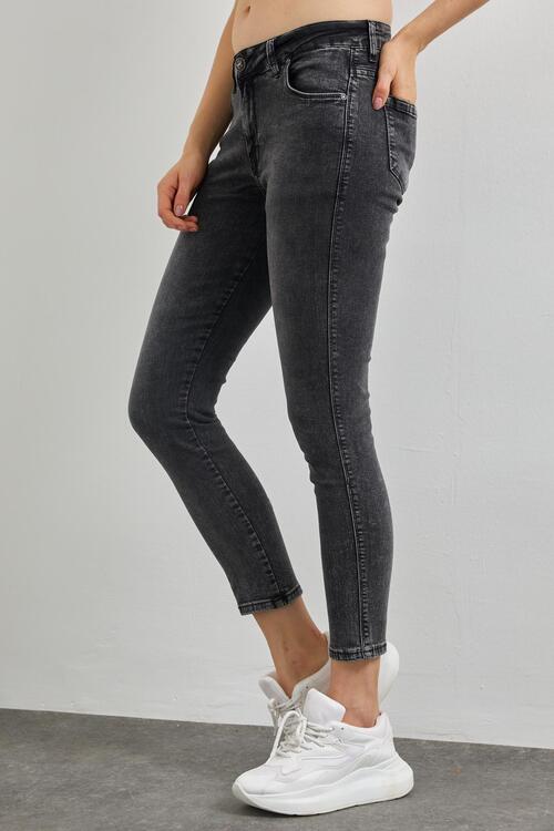 Dar Paça Yüksekbel Kot Pantolon