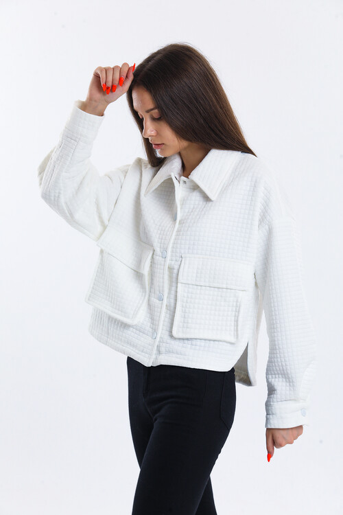 Gömlek Yaka Önü Çıtçıtlı İçi Astarlı Cepli Kapitone Görünümlü Ceket