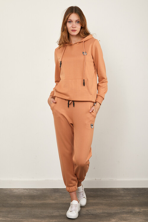 Kanguru Cepli Paçası Lastikli Kolları ve Eteği Ribanalı Eşofman Takım