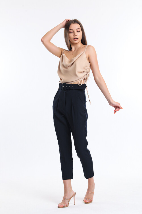 Kemerli Bilek Boy Kumaş Pantolon