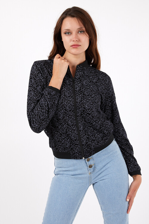 Önü Fermuarlı Yakası ve Eteği Ribanalı Bamber Ceket