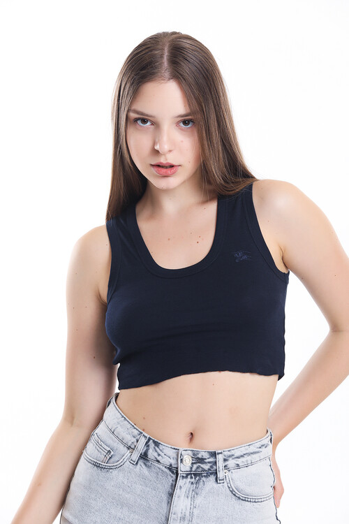 U Yaka Nakış Detaylı Kolsuz Crop Bluz