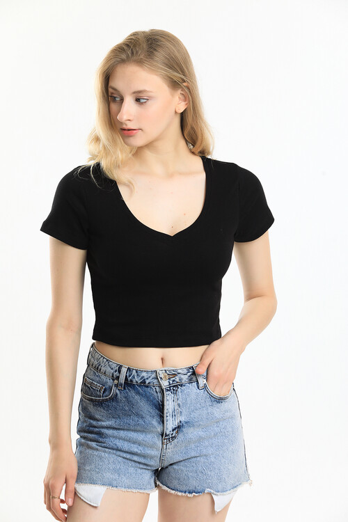 V Yaka Nakış Detaylı Crop Bluz