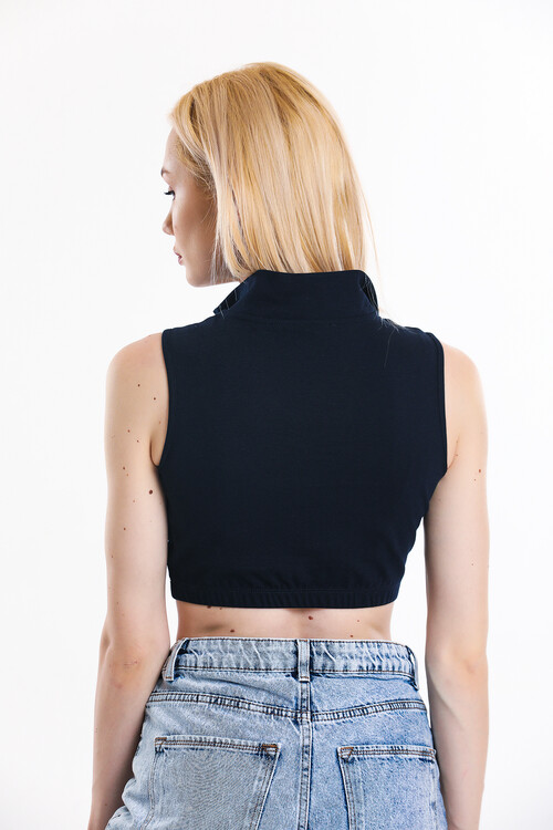 Yakası Fermuarlı Armalı Eteği Lastikli Kolsuz Crop Bluz