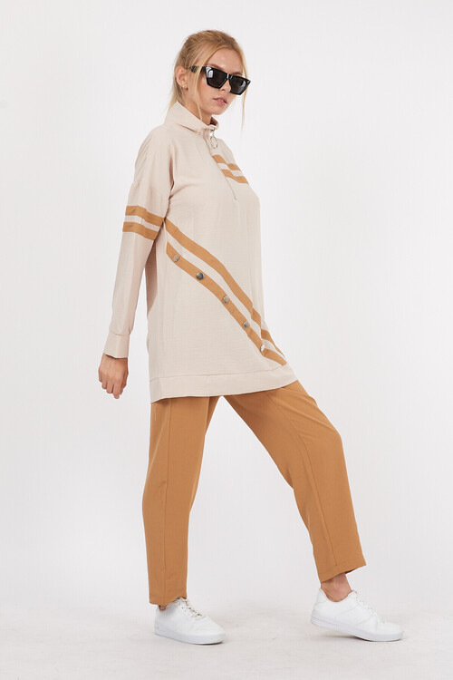 Yakası Fermuarlı Önü ve Kolları Şeritli Drop Detaylı Eşofman Takım