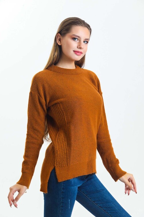 Arkası Düğme Detaylı Önü Kısa Yarasa Kol Triko Kazak