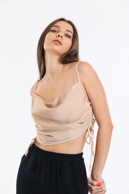 Askılı Yanları Bağlamalı Bluz