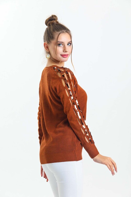 Bisiklet Yaka Kolları Pul Detaylı Triko Kazak