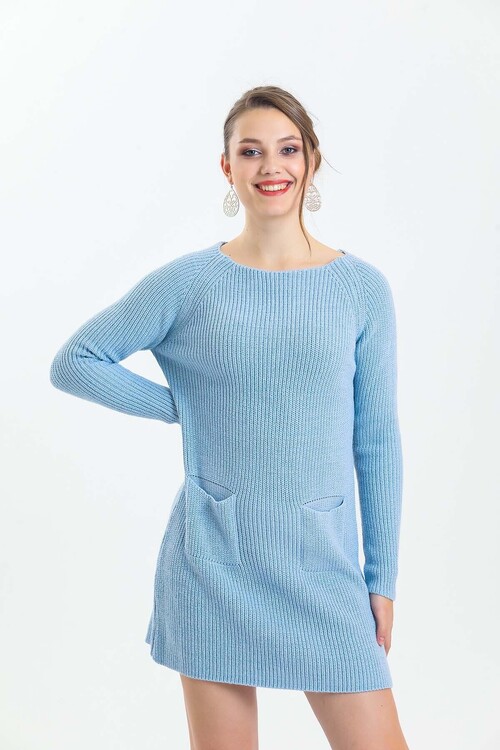 Geniş Yaka Önü Cepli Simli Uzun Kol Triko Elbise