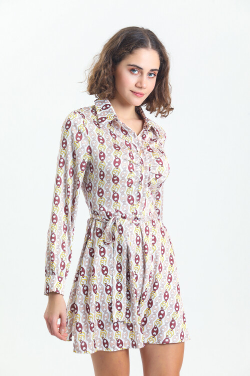 Kadın Gömlek Yaka Robası Büzgülü Düğmeli Kuşaklı Desenli Saten Kısa Elbise