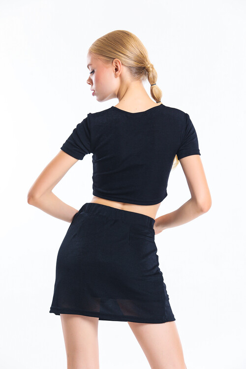 Önü Düğmeli Şortlu Takım