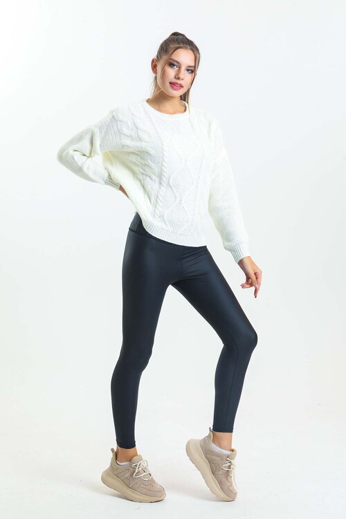 Önü Saç Örgülü Arkası Yırtmaçlı Bisiklet Yaka Örgülü Salaş Kazak