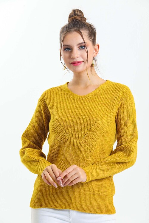 V Yaka Arkası Delikli Balon Kol Triko Kazak